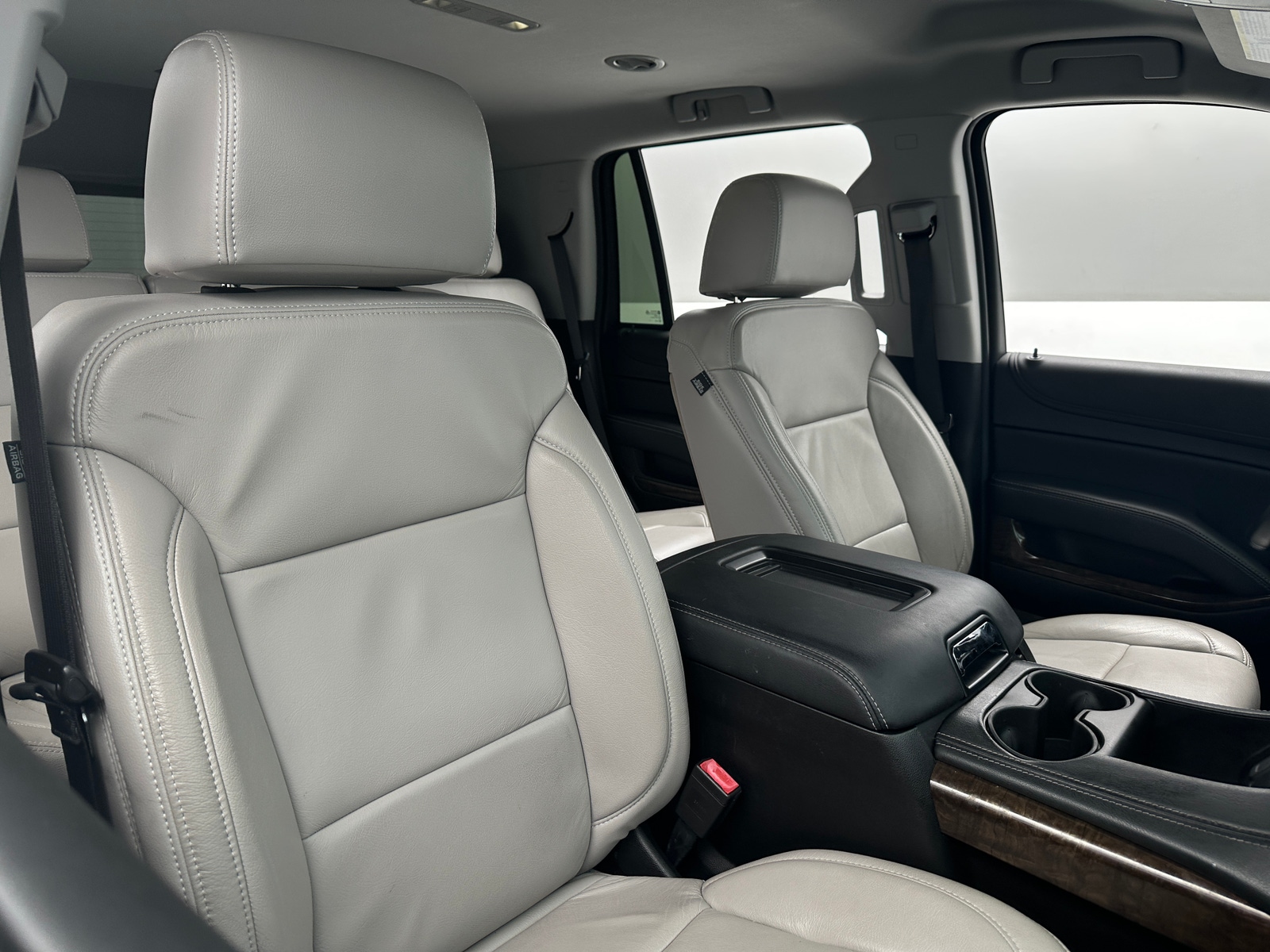 Thumbnail: 2019 Chevrolet Tahoe - 2