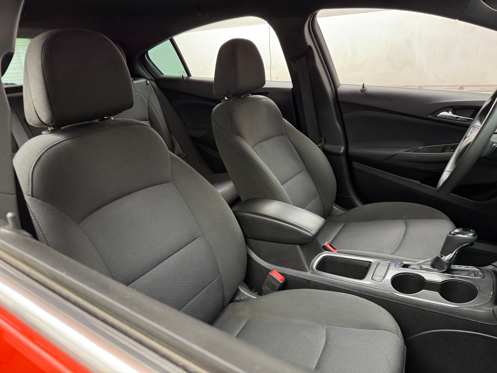 Thumbnail: 2018 Chevrolet Cruze - 2
