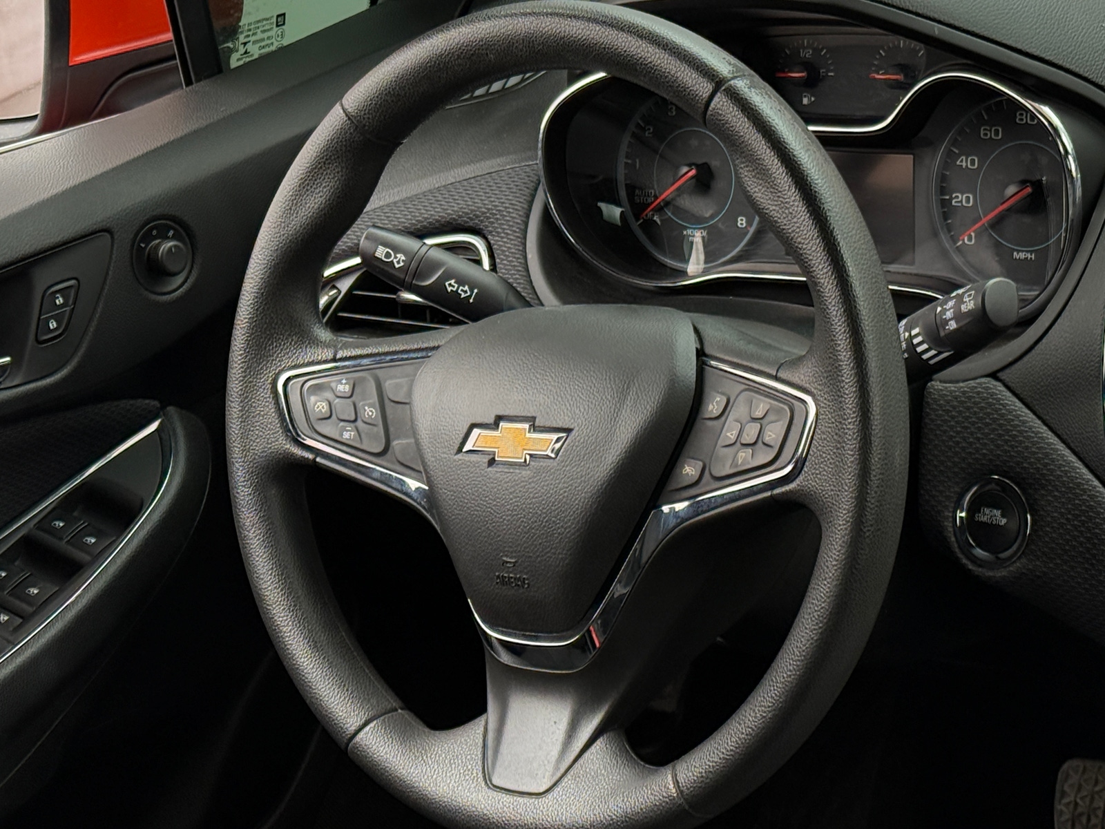 Thumbnail: 2018 Chevrolet Cruze - 5
