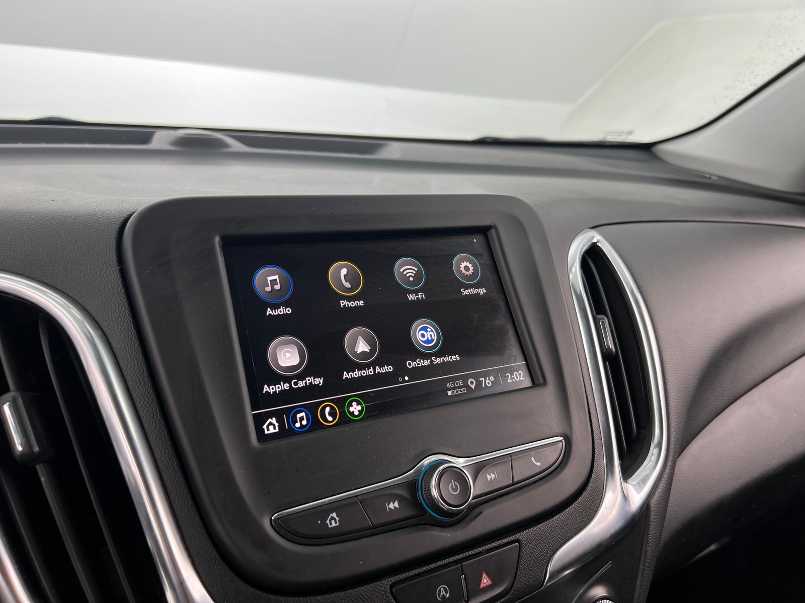 Thumbnail: 2022 Chevrolet Equinox - 4
