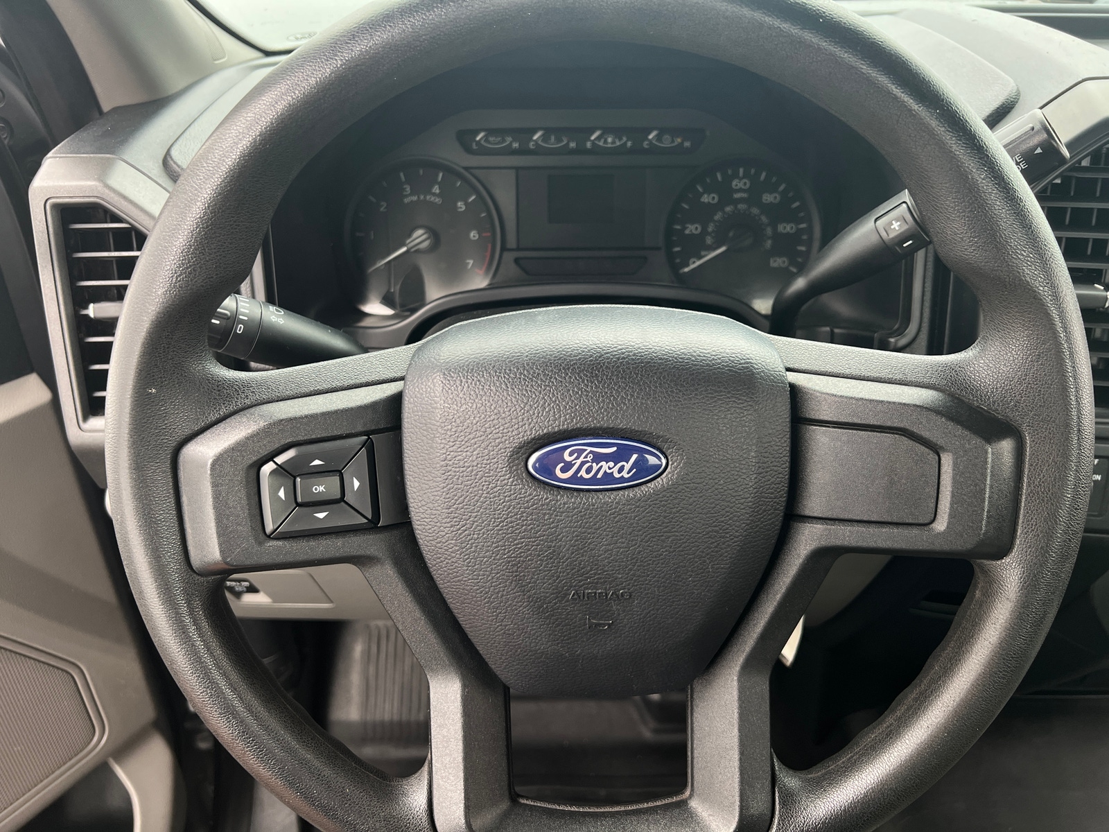 Thumbnail: 2020 Ford Econoline - 5