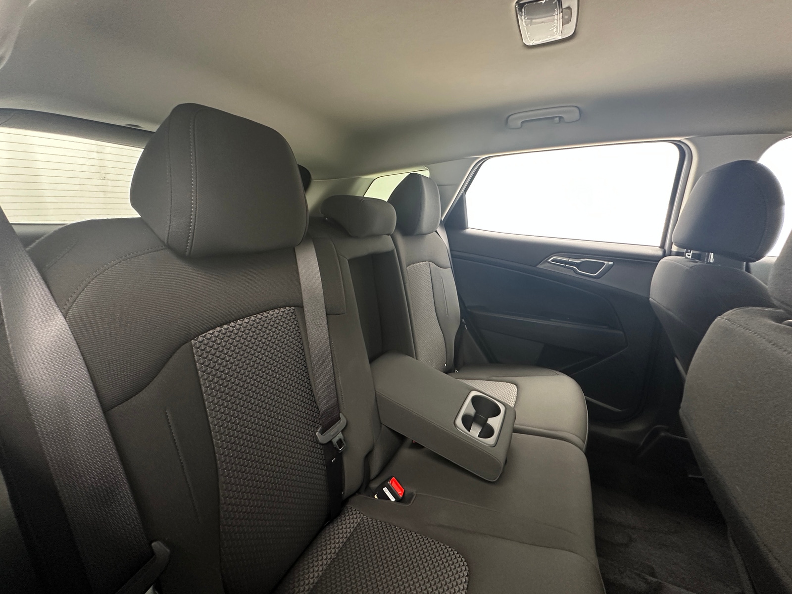 Thumbnail: 2024 Kia Sportage - 6