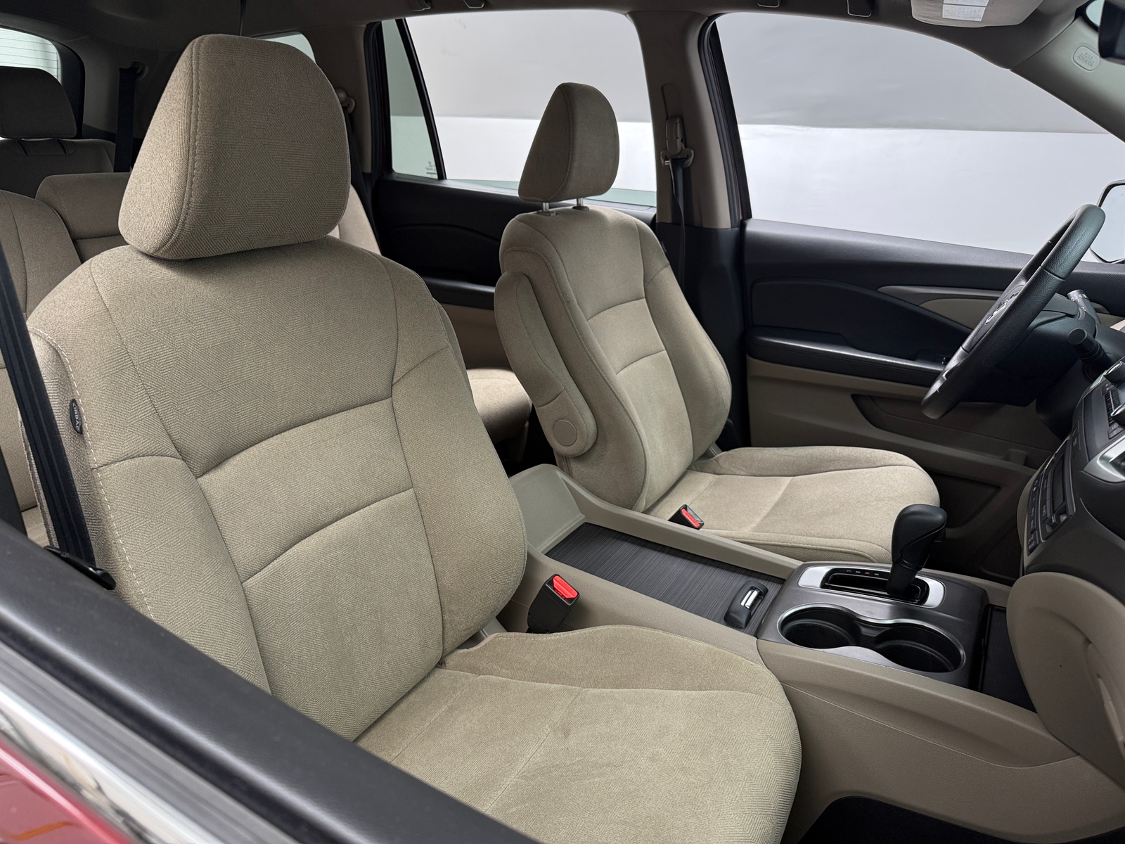 Thumbnail: 2019 Honda Pilot - 2