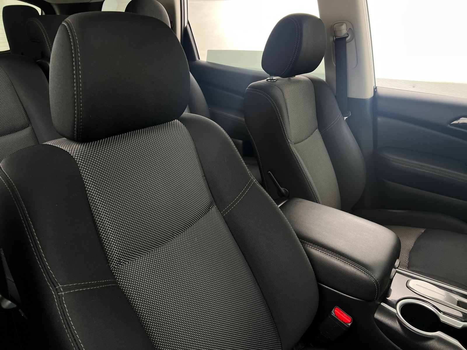 Thumbnail: 2018 Nissan Pathfinder - 2