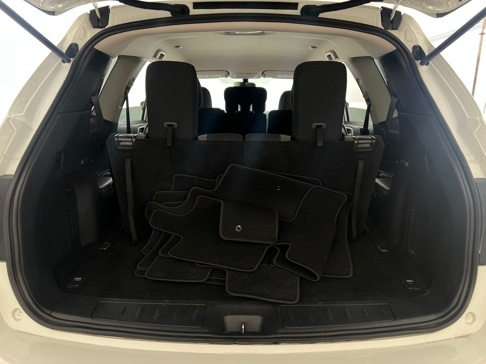Thumbnail: 2018 Nissan Pathfinder - 7