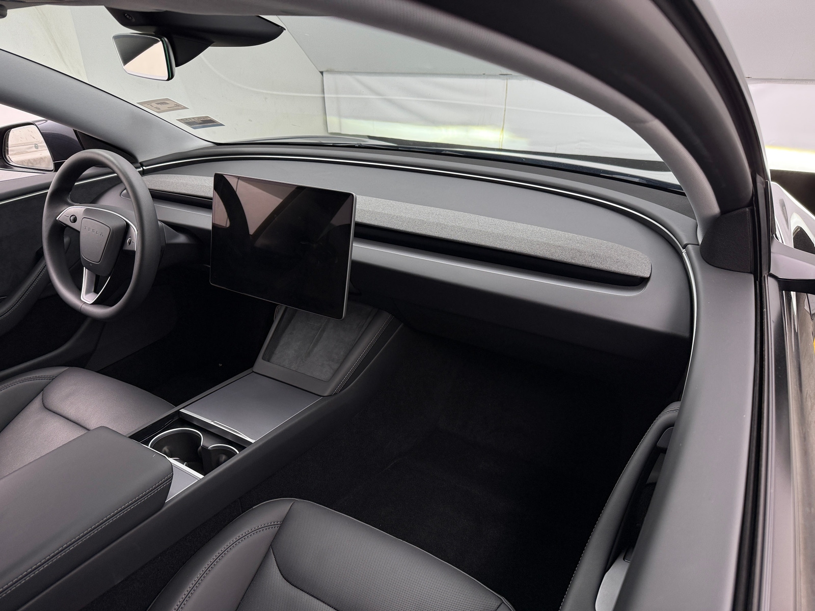 Thumbnail: 2024 Tesla Model 3 - 2