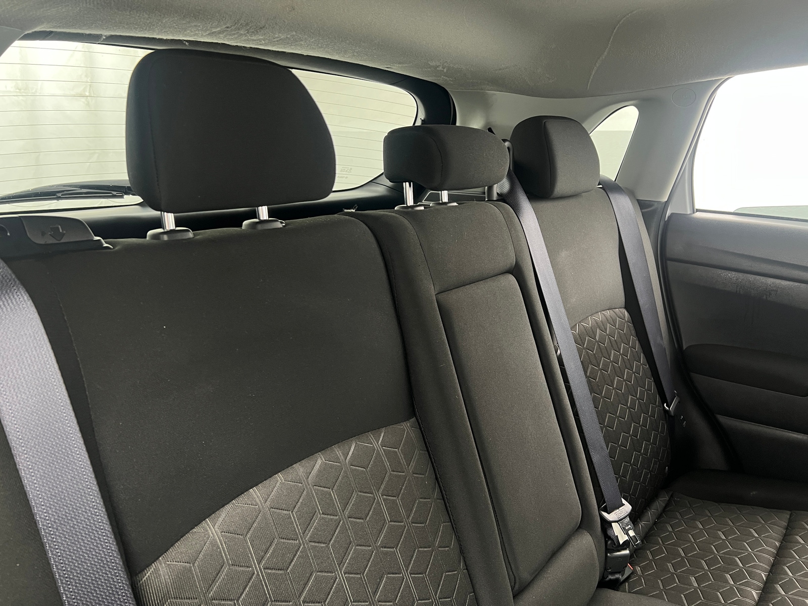 Thumbnail: 2024 Mitsubishi Outlander Sport - 6