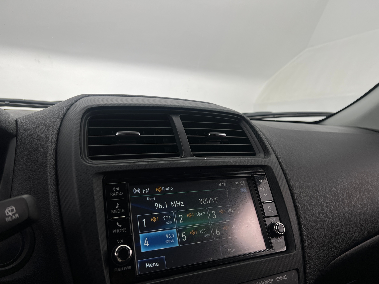 Thumbnail: 2024 Mitsubishi Outlander Sport - 4