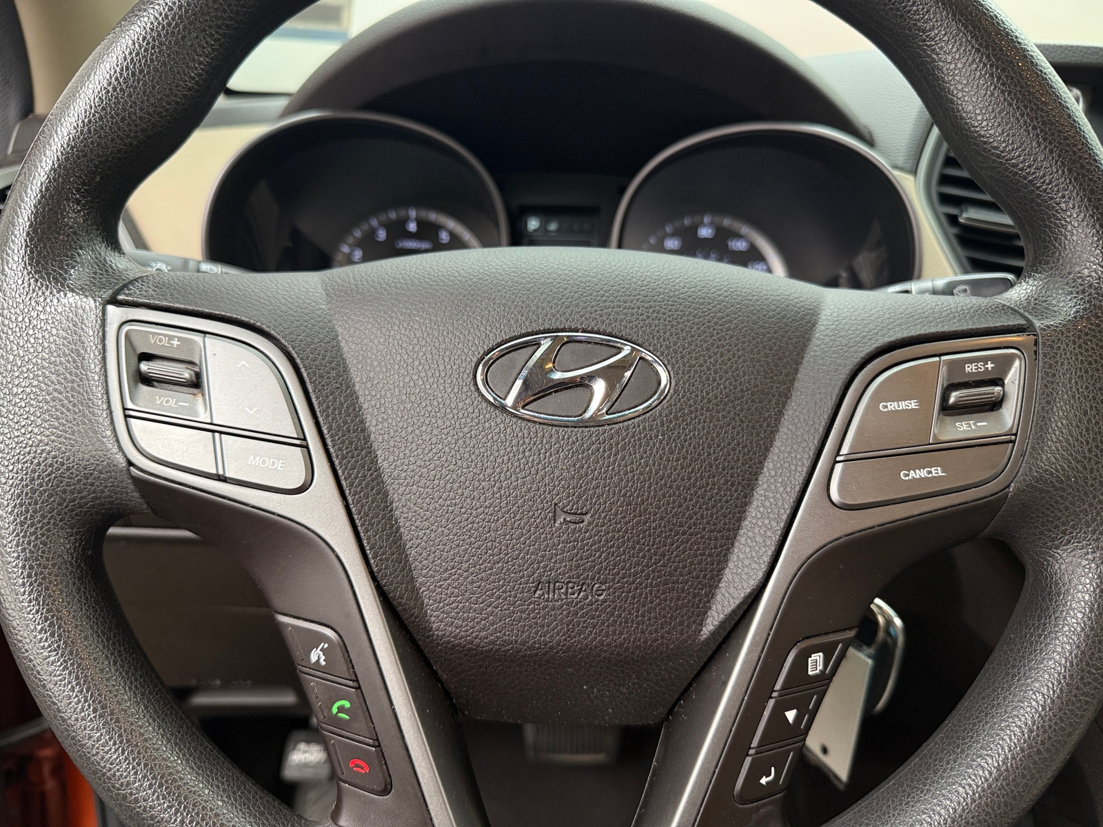 Thumbnail: 2017 Hyundai Santa Fe - 5