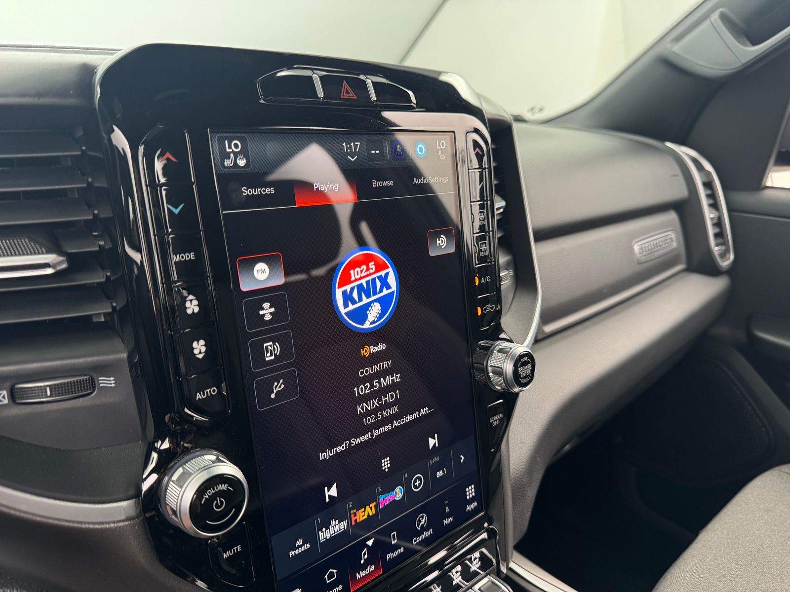 Thumbnail: 2023 RAM 1500 - 4