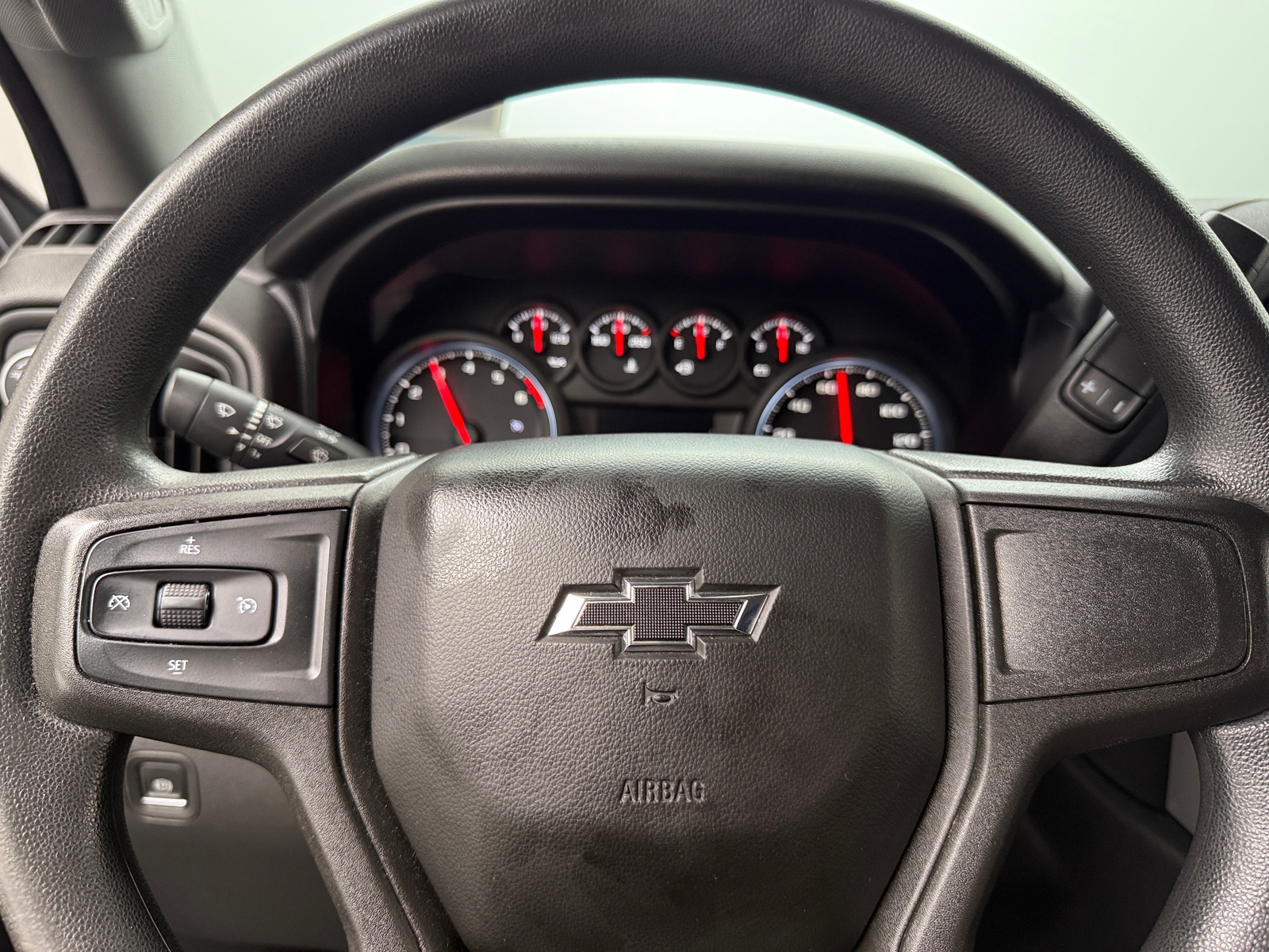 Thumbnail: 2019 Chevrolet Silverado 1500 - 5