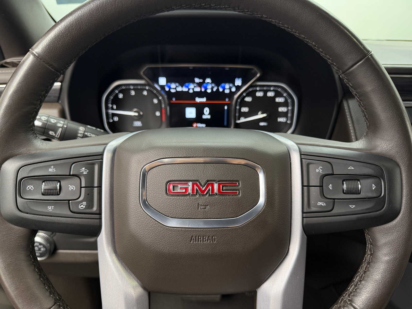 Thumbnail: 2021 GMC Yukon - 4