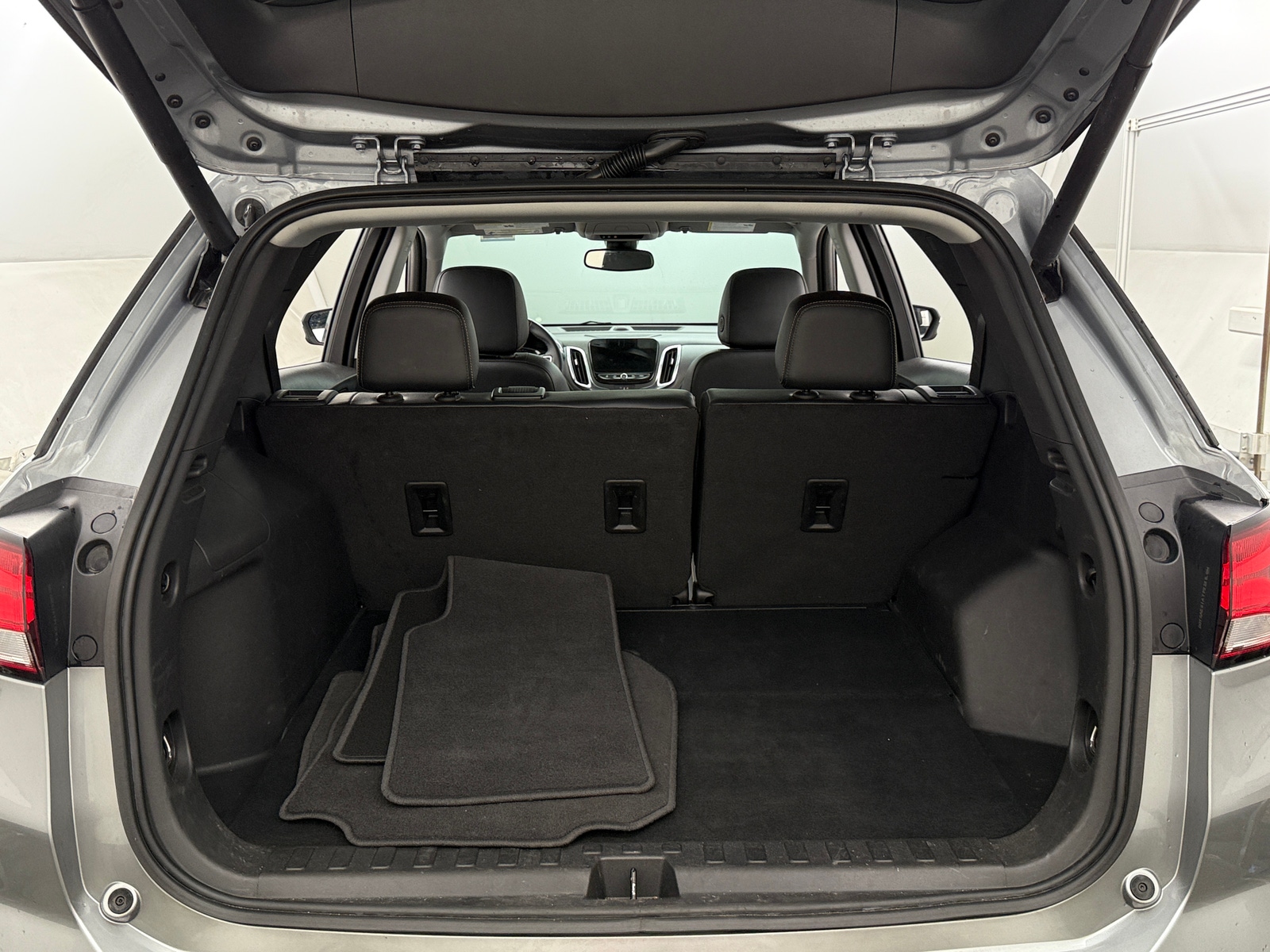 Thumbnail: 2023 Chevrolet Equinox - 7