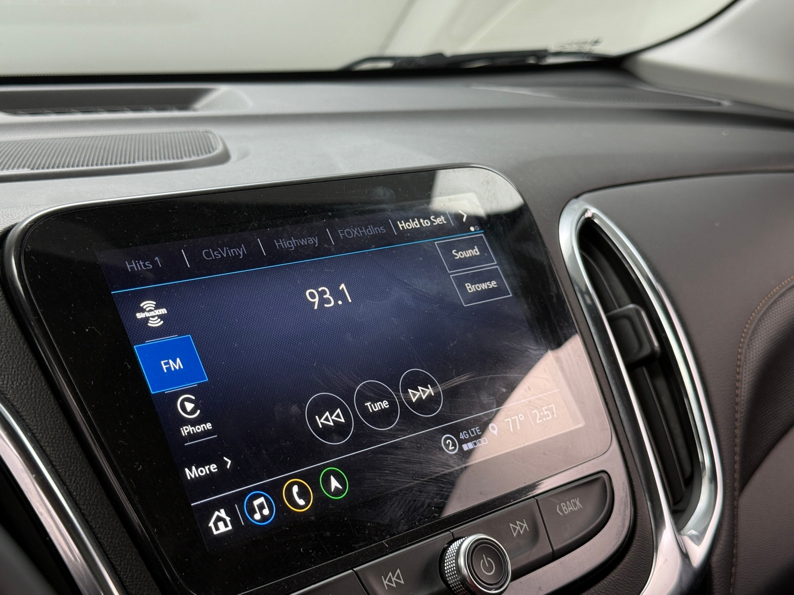 Thumbnail: 2023 Chevrolet Equinox - 4