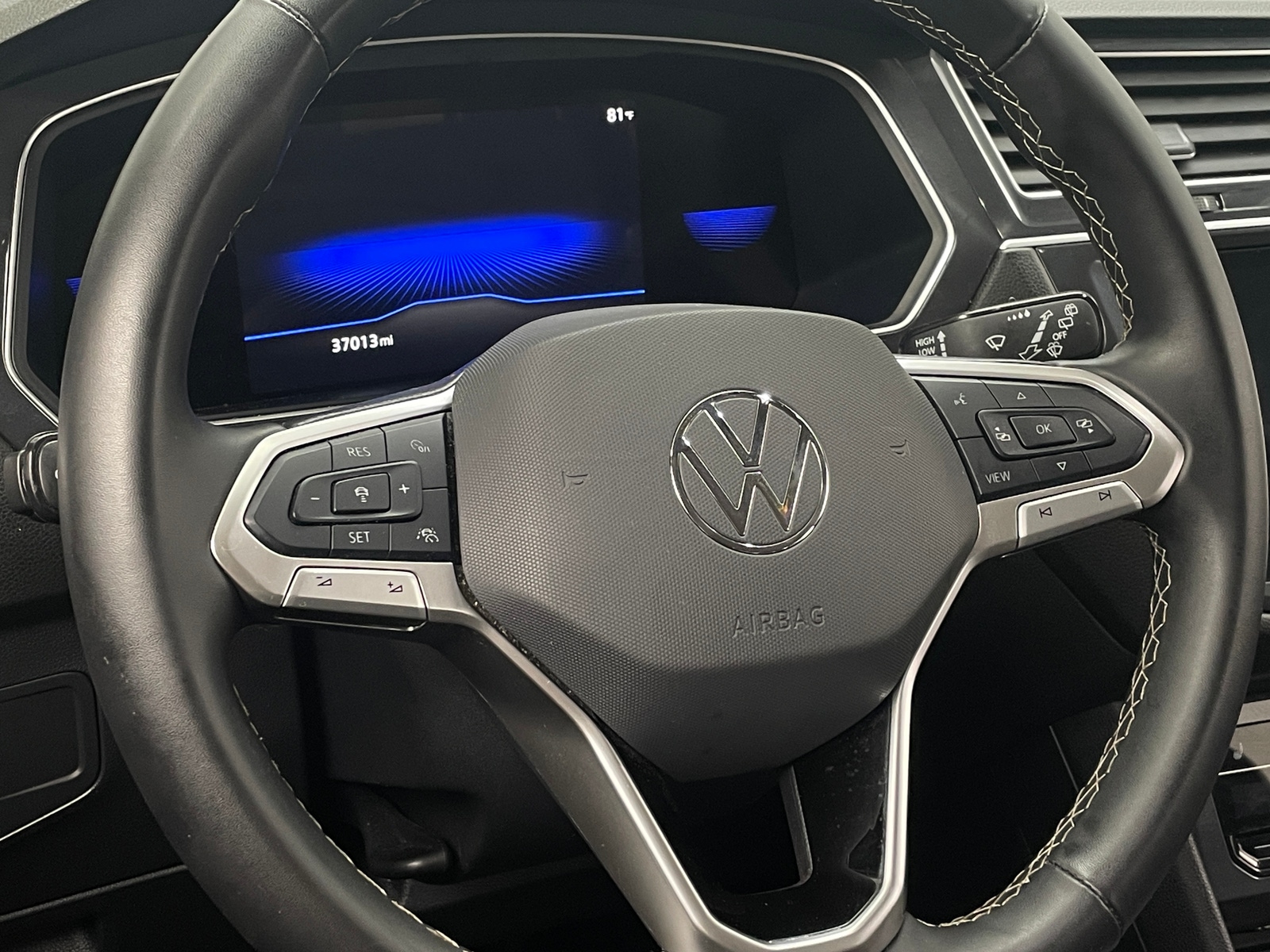 Thumbnail: 2024 Volkswagen Tiguan - 4