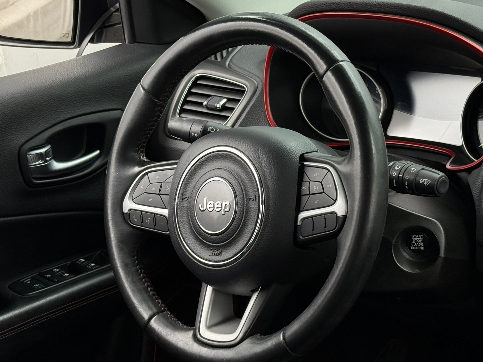 Thumbnail: 2019 Jeep Compass - 4