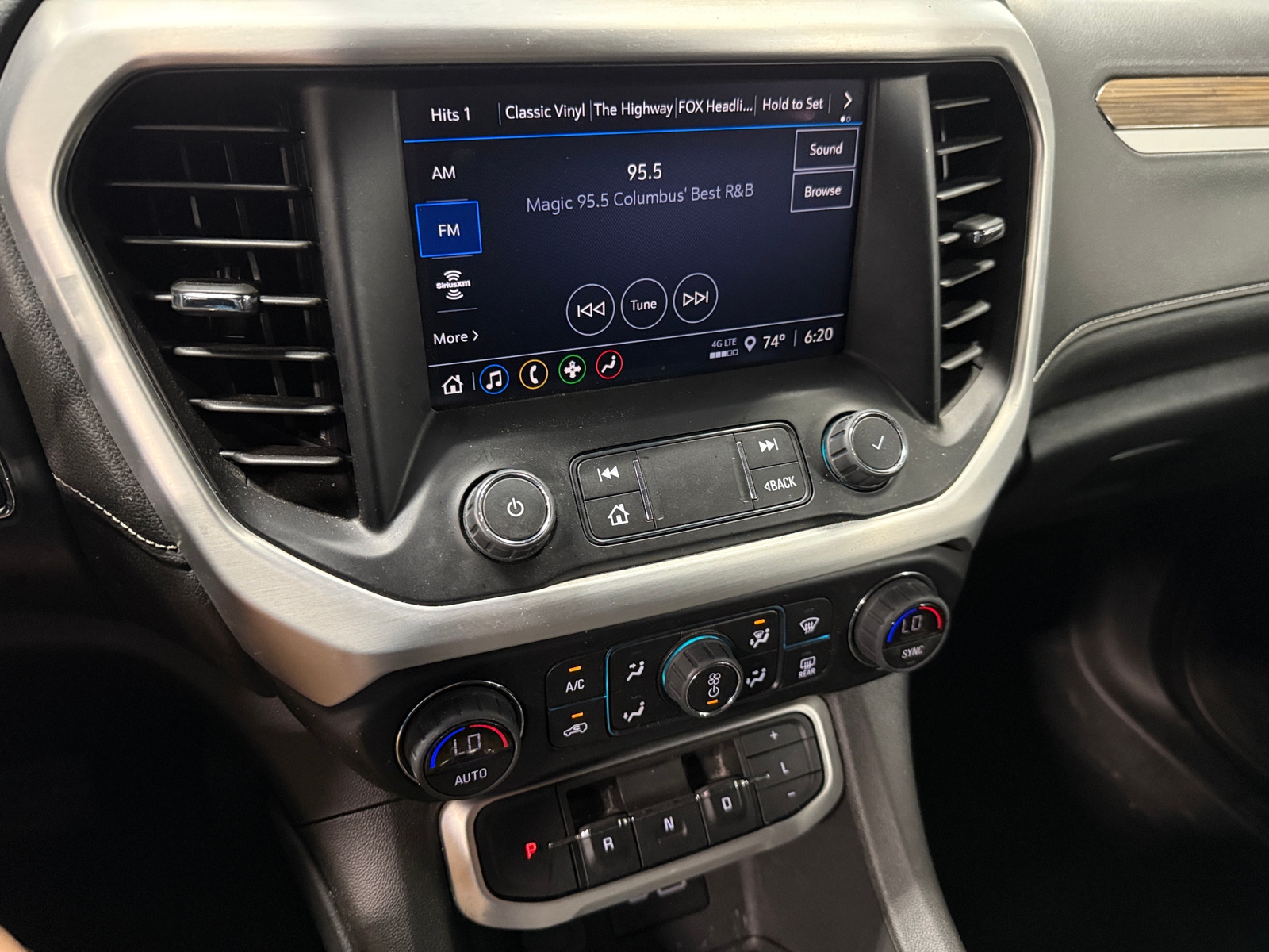 Thumbnail: 2023 GMC Acadia - 4