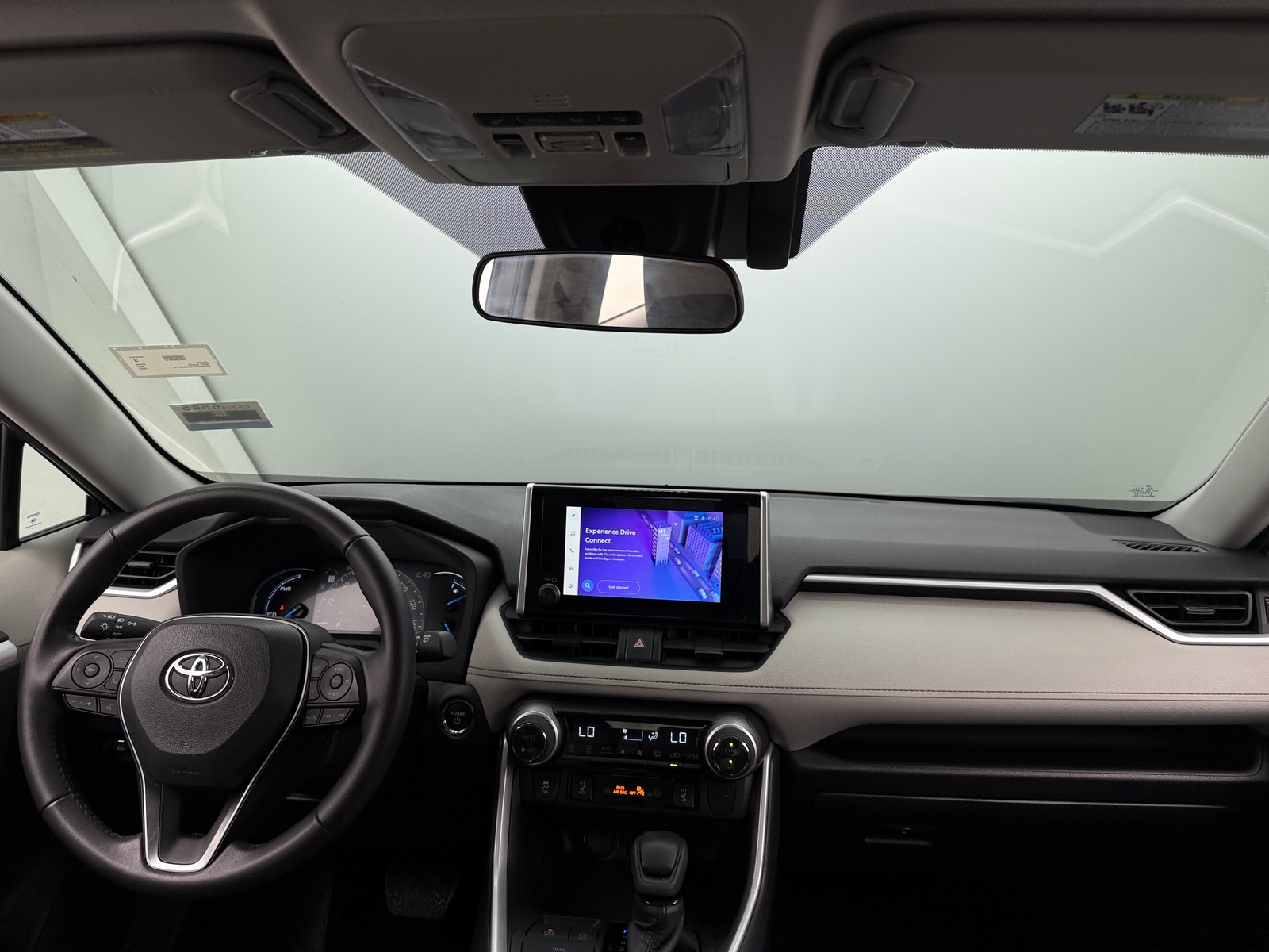 Thumbnail: 2024 Toyota RAV4 - 3