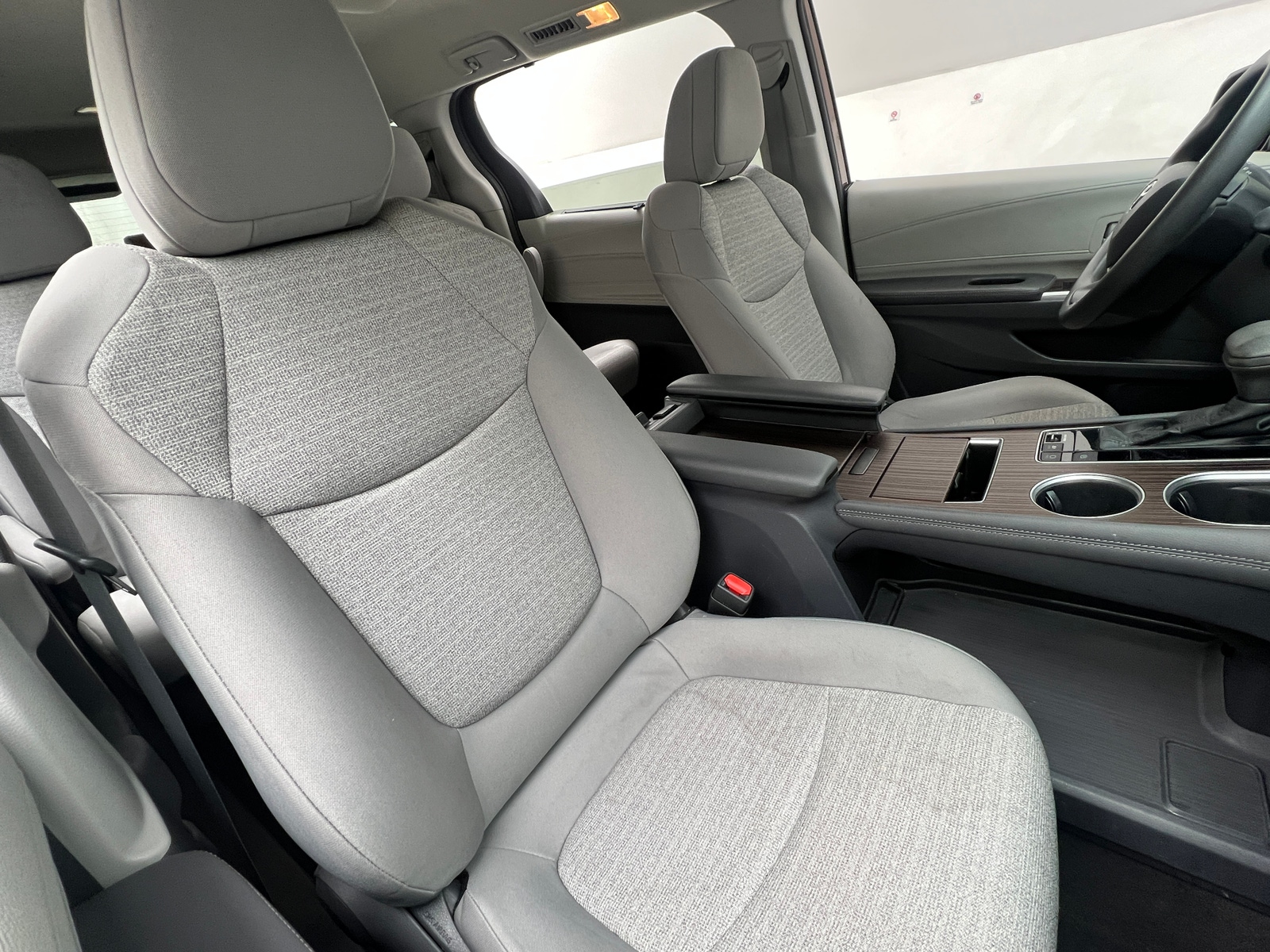 Thumbnail: 2021 Toyota Sienna - 2