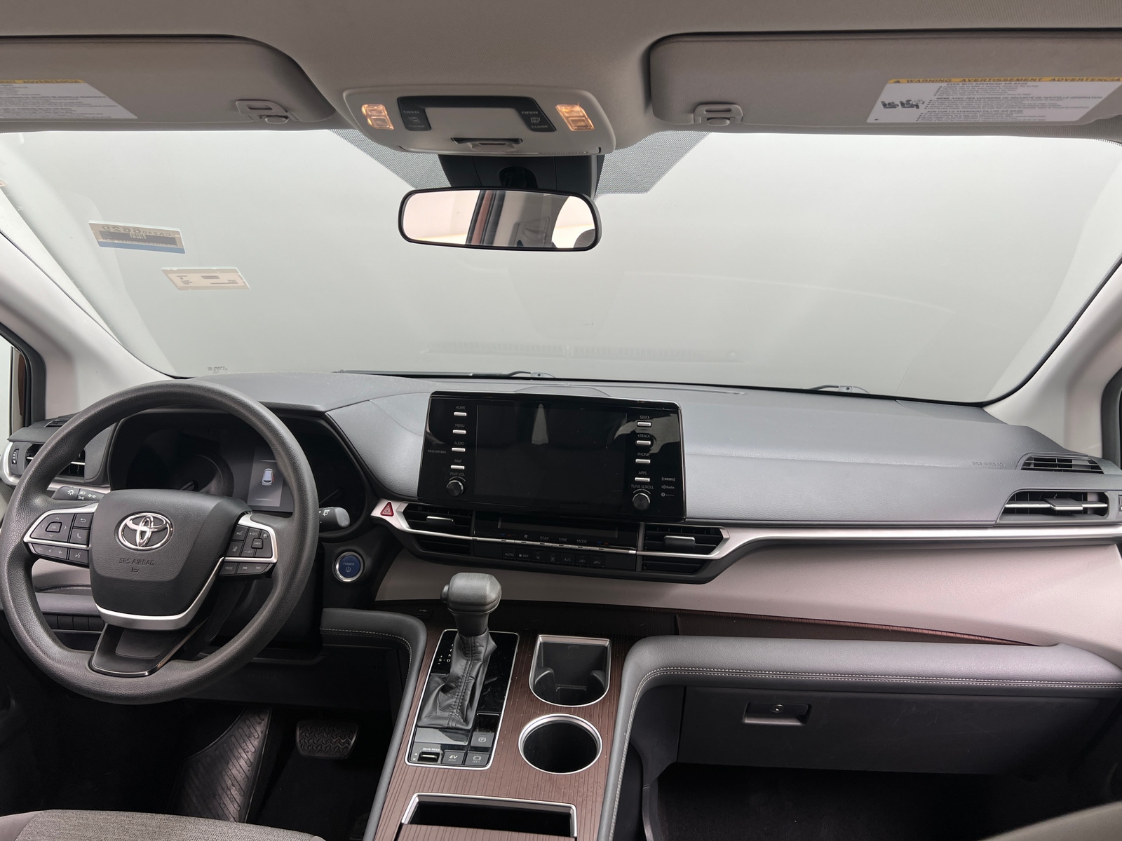 Thumbnail: 2021 Toyota Sienna - 3