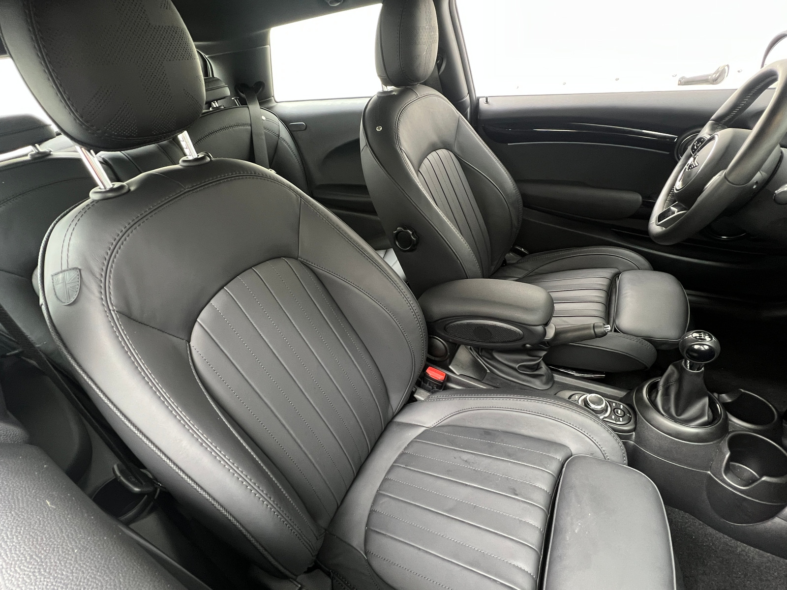 Thumbnail: 2022 MINI Cooper Hardtop - 2