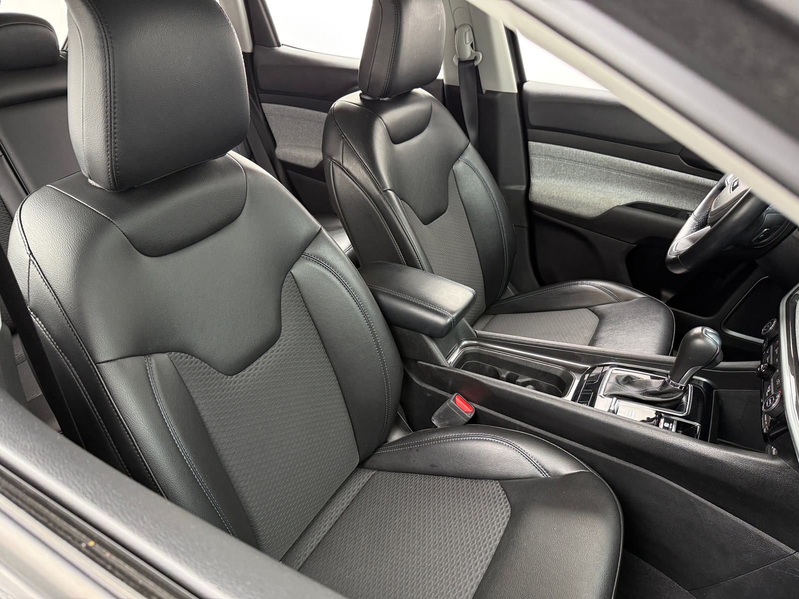 Thumbnail: 2022 Jeep Compass - 2