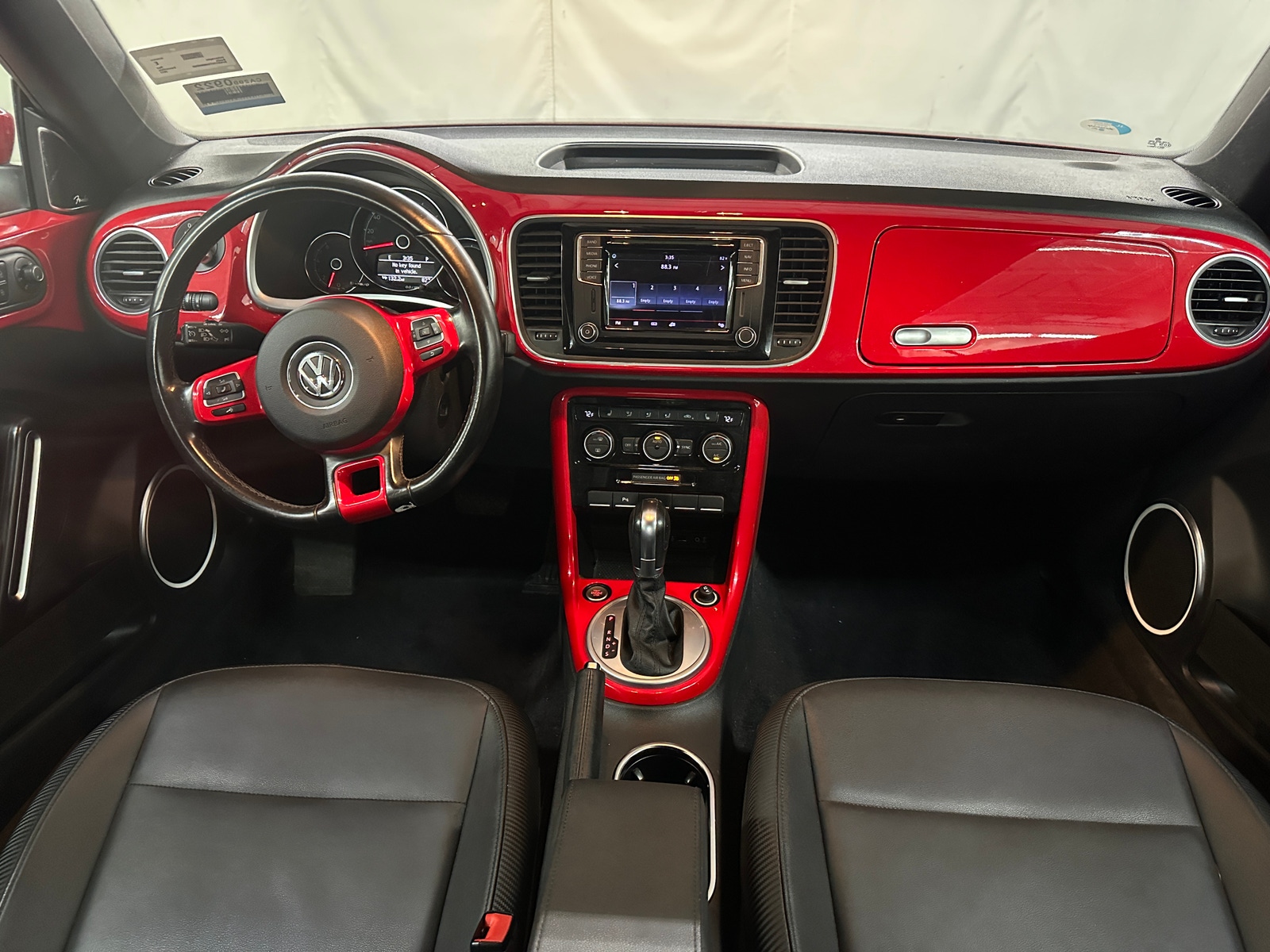 Thumbnail: 2017 Volkswagen Beetle - 3