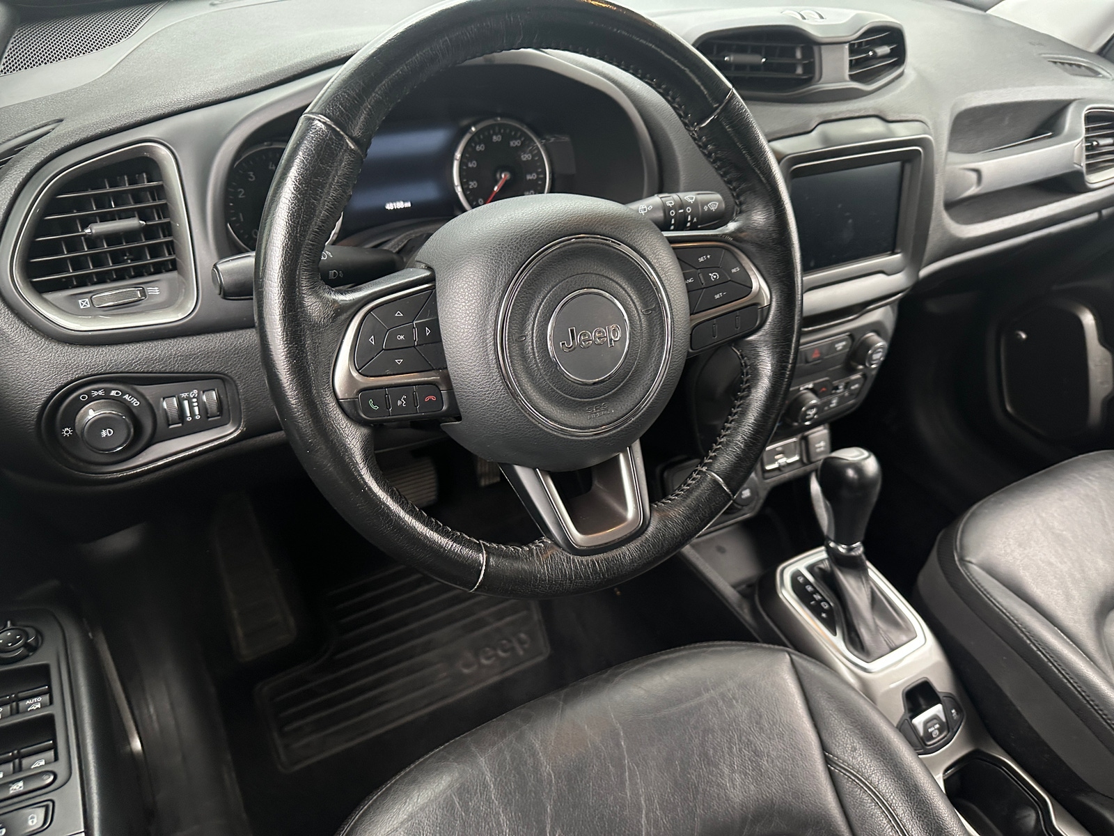 Thumbnail: 2018 Jeep Renegade - 4
