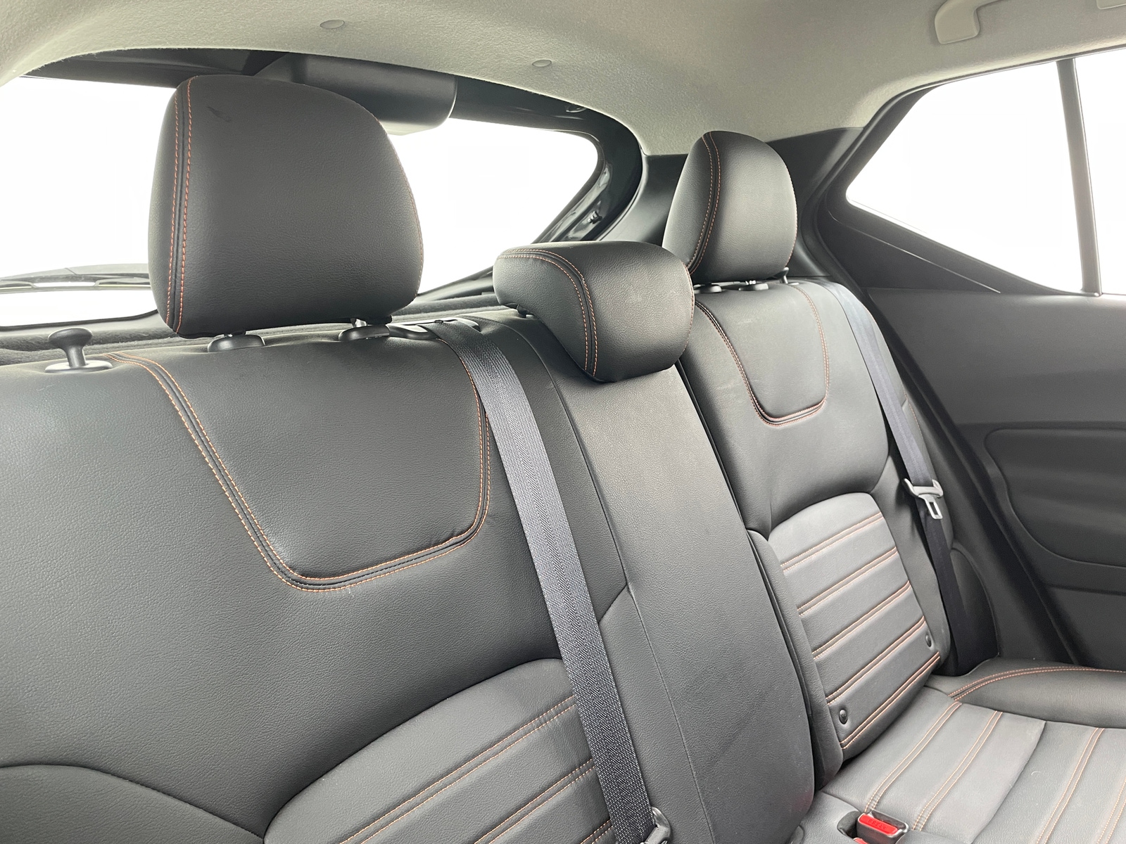 Thumbnail: 2019 Nissan Kicks - 6