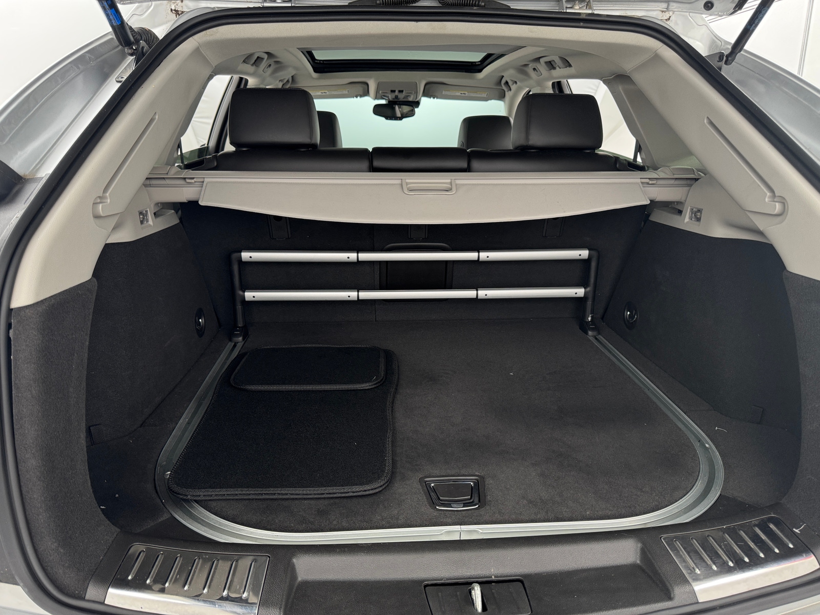 Thumbnail: 2013 Cadillac SRX - 6