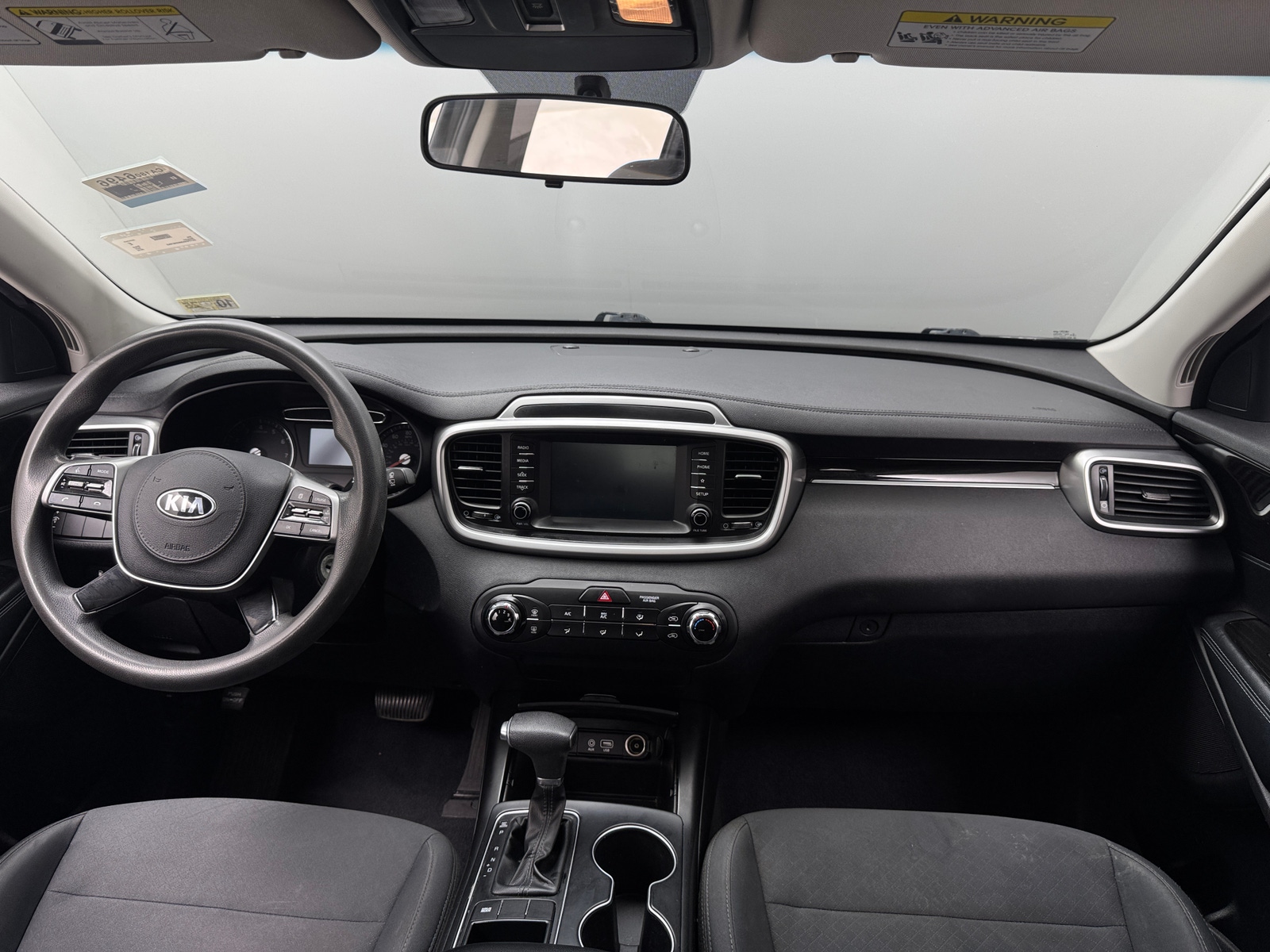 Thumbnail: 2019 Kia Sorento - 3