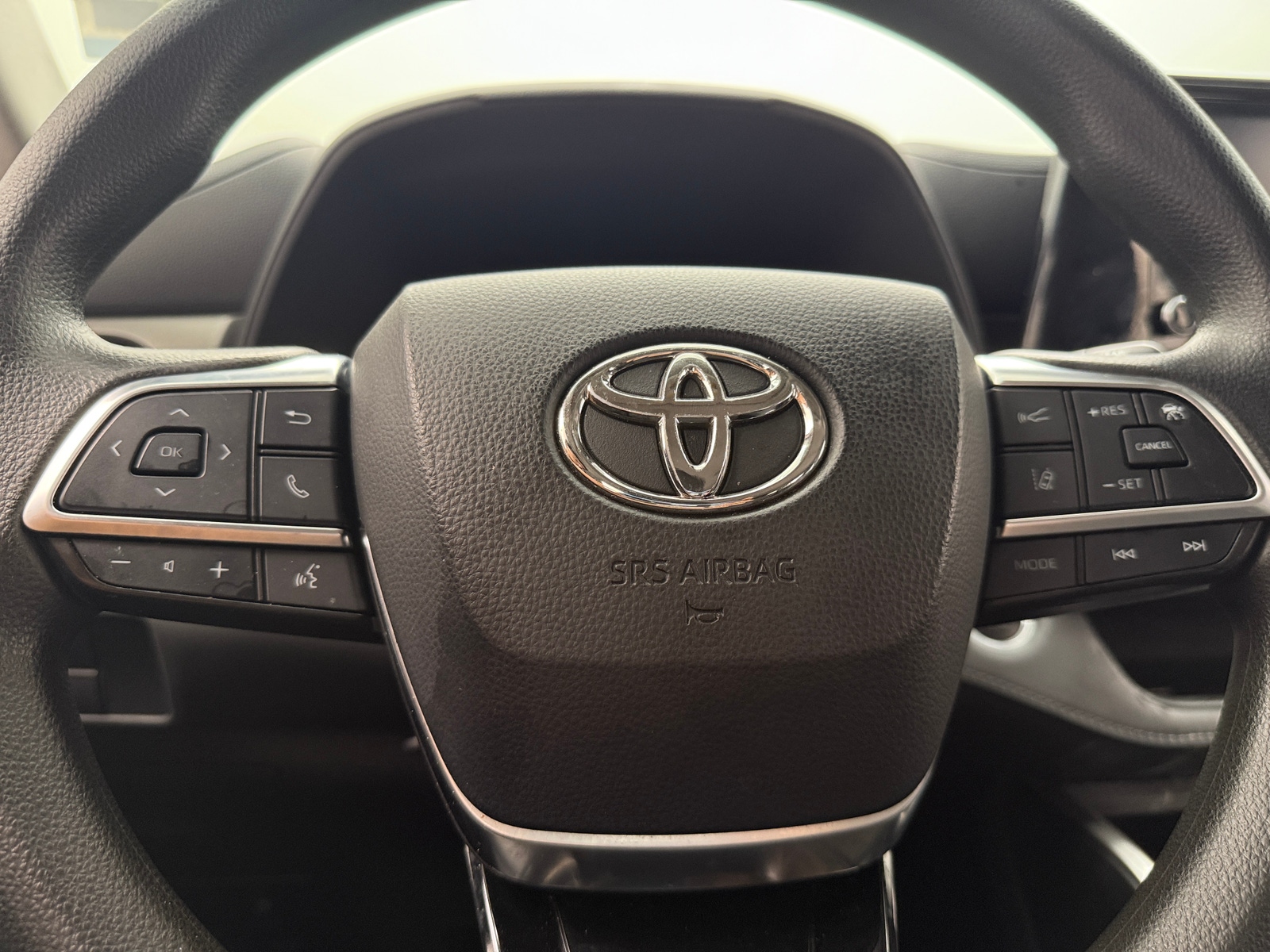 Thumbnail: 2021 Toyota Highlander - 5
