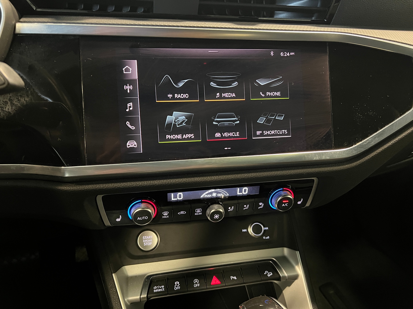 Thumbnail: 2020 Audi Q3 - 3