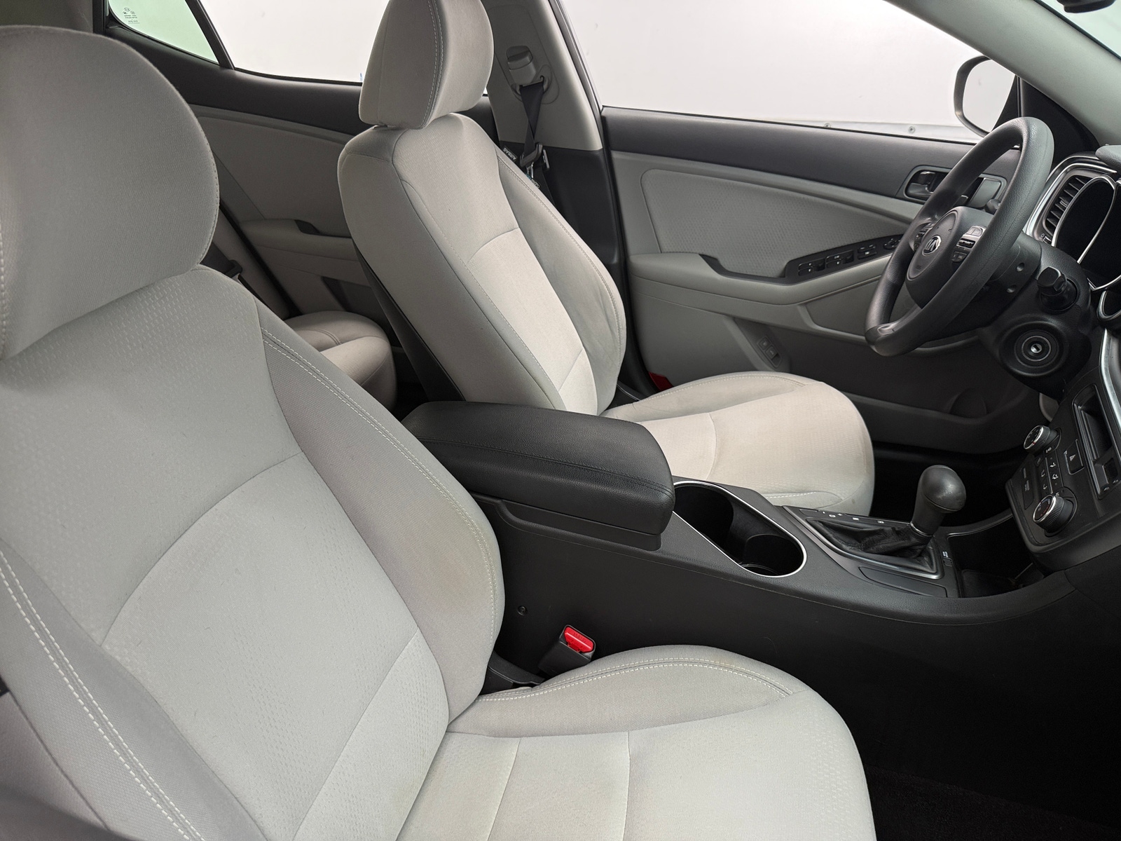 Thumbnail: 2015 Kia Optima - 2