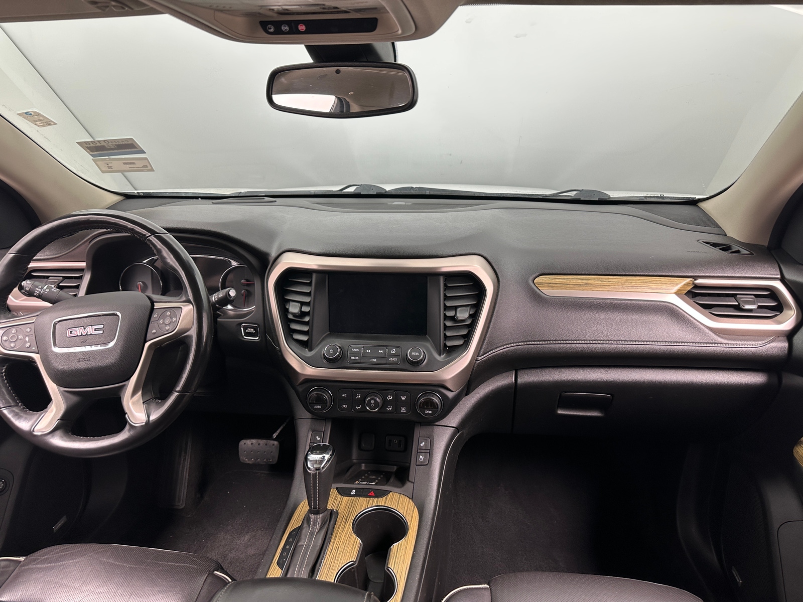 Thumbnail: 2018 GMC Acadia - 2