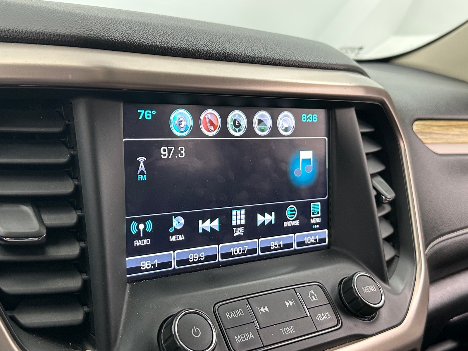 Thumbnail: 2018 GMC Acadia - 3