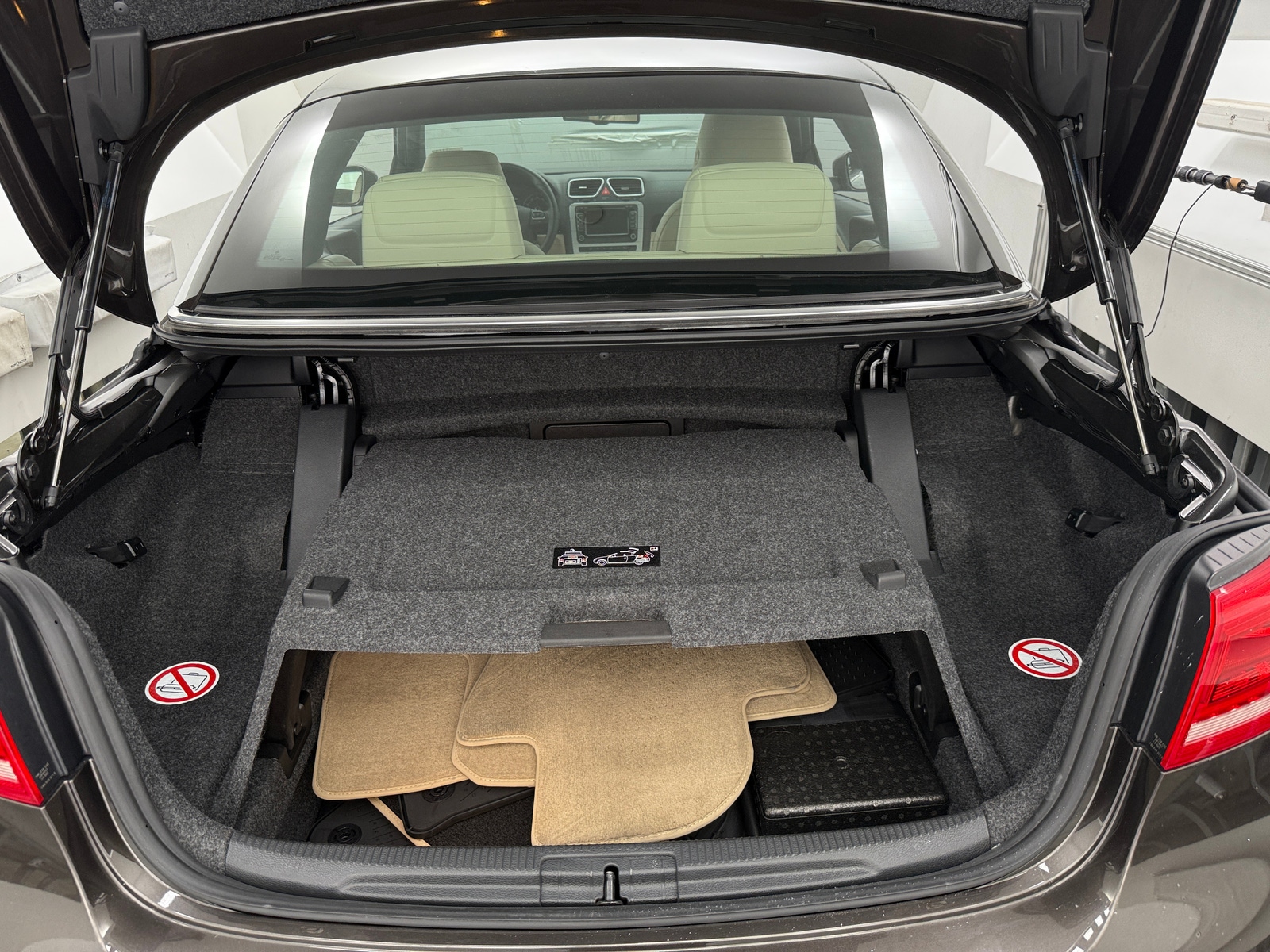 Thumbnail: 2015 Volkswagen Eos - 7