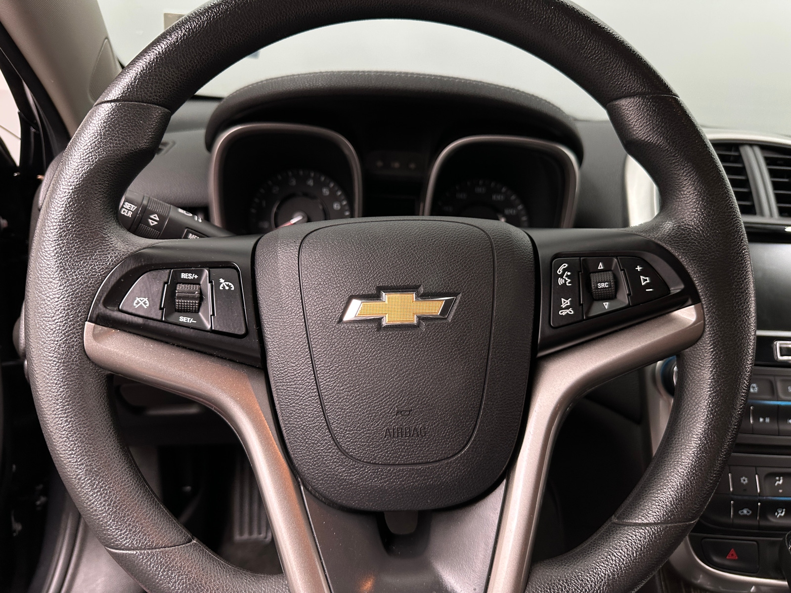 Thumbnail: 2015 Chevrolet Malibu - 5