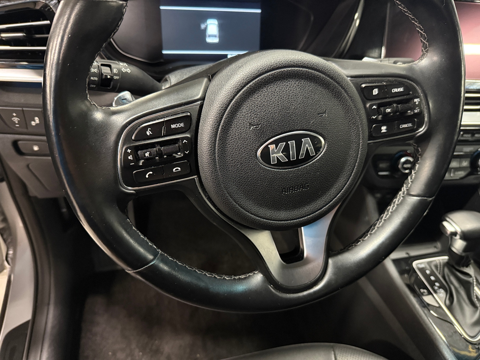Thumbnail: 2021 Kia Niro - 4