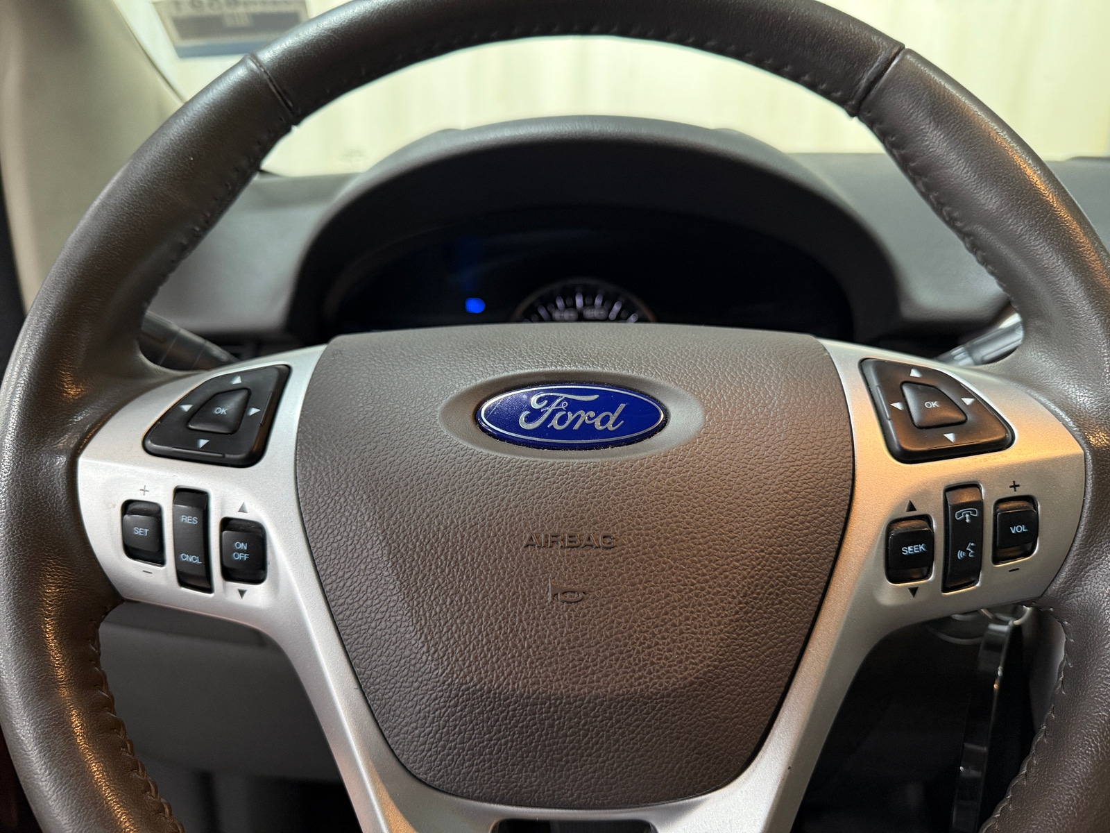 Thumbnail: 2014 Ford Edge - 4