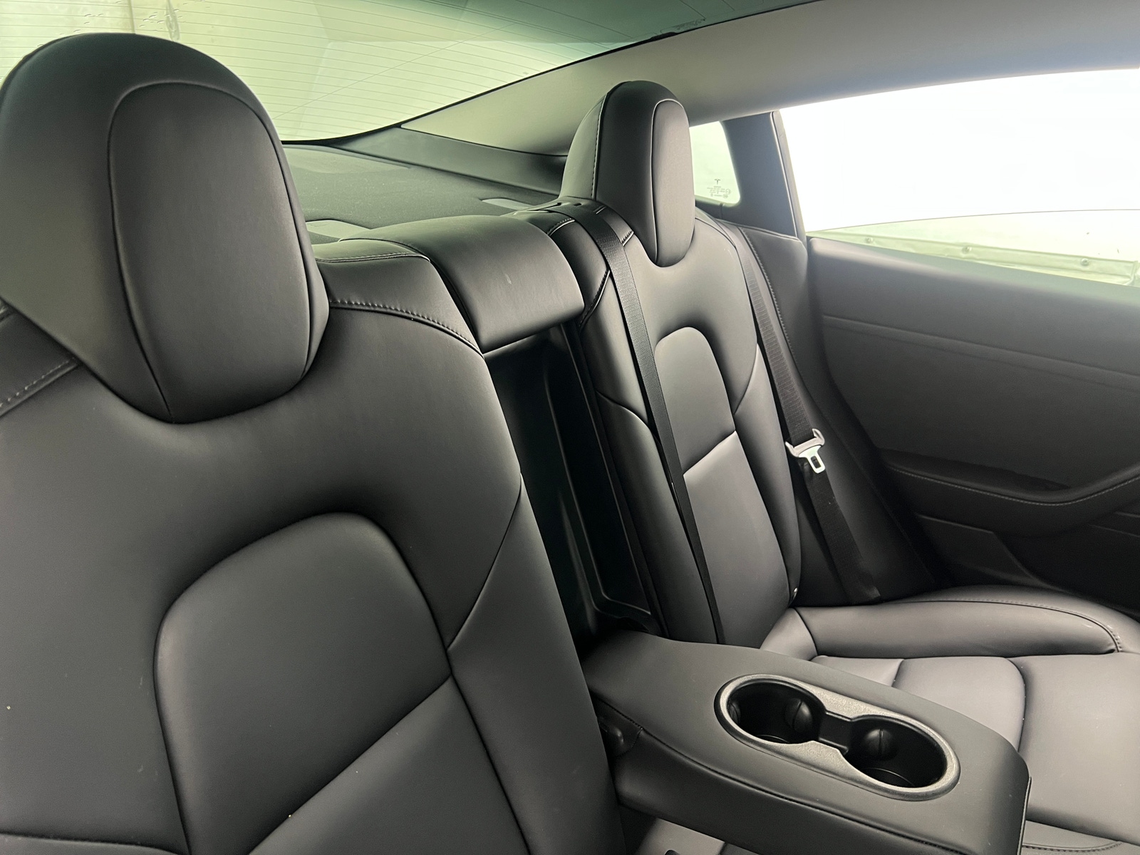 Thumbnail: 2021 Tesla Model 3 - 4