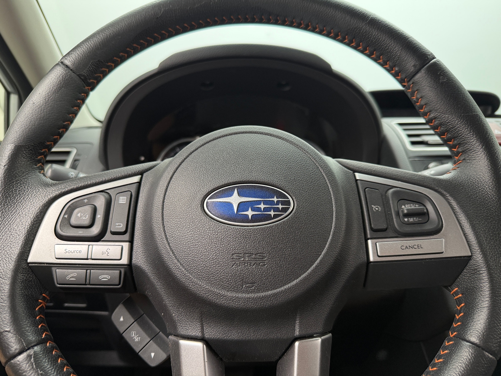 Thumbnail: 2017 Subaru Crosstrek - 4