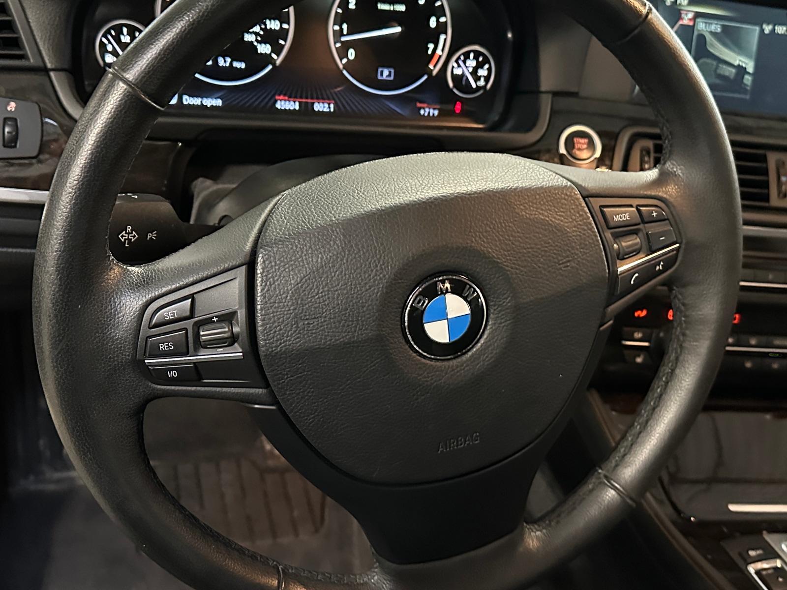 Thumbnail: 2013 BMW 5 Series - 4