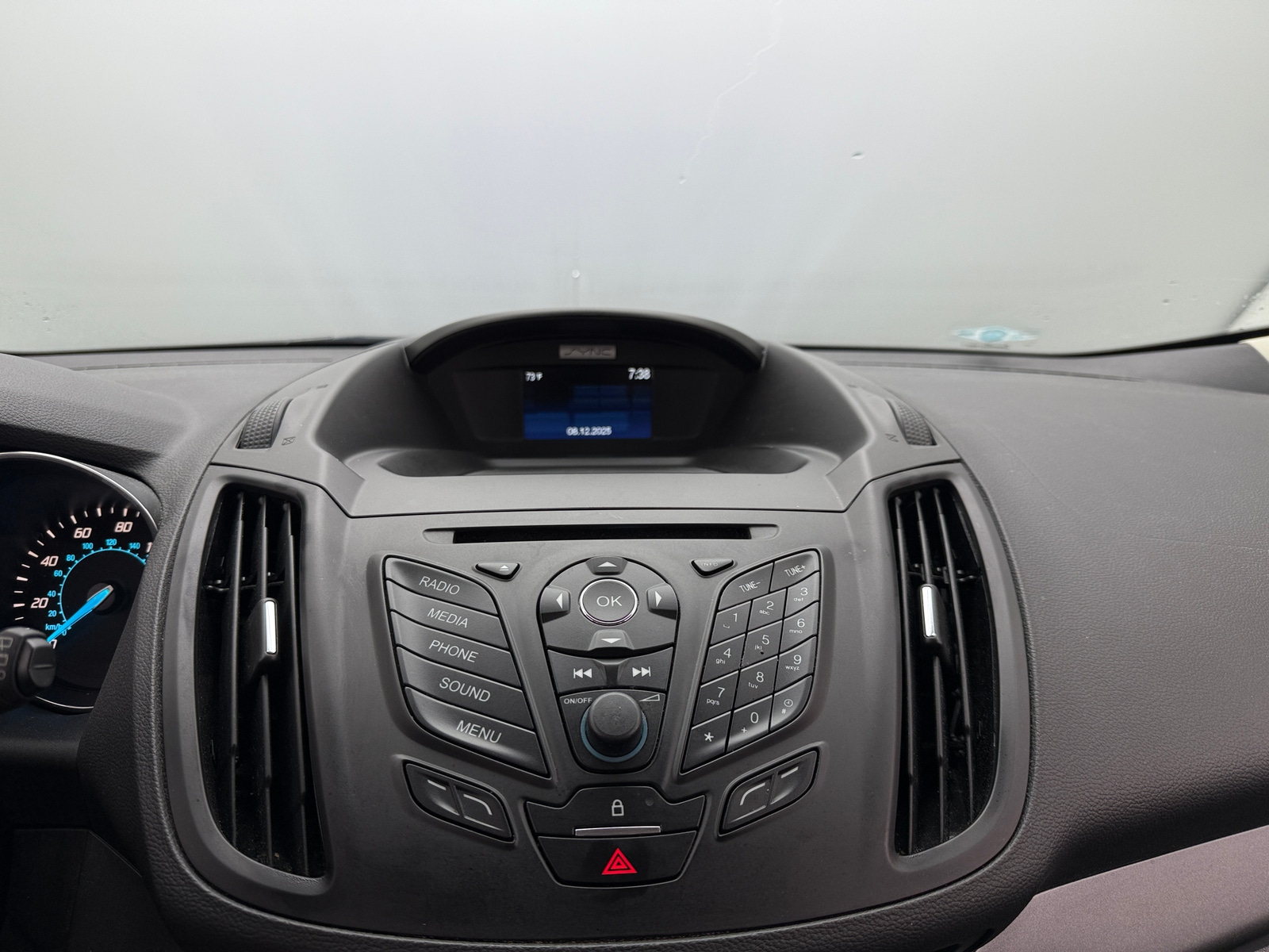 Thumbnail: 2015 Ford Escape - 4