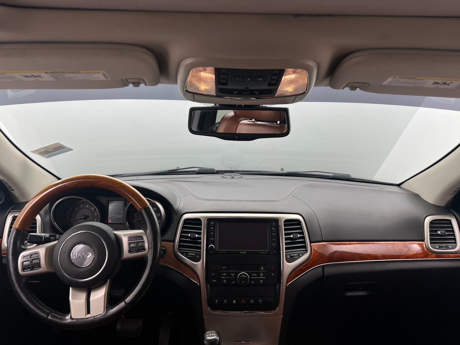 Thumbnail: 2012 Jeep Grand Cherokee - 2