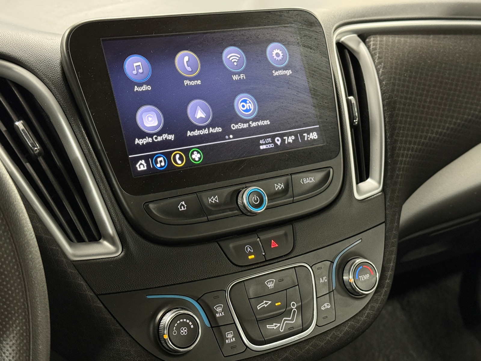 Thumbnail: 2024 Chevrolet Malibu - 4