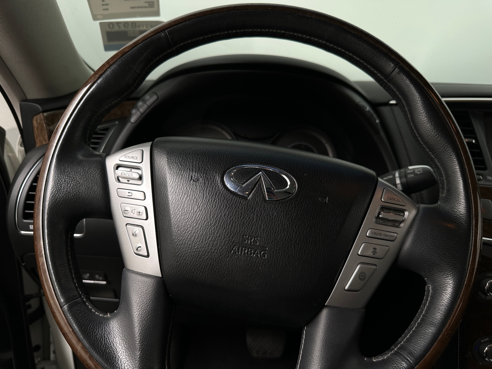 Thumbnail: 2015 INFINITI QX80 - 4