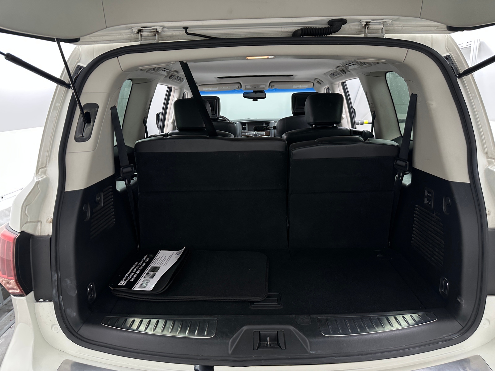 Thumbnail: 2015 INFINITI QX80 - 6