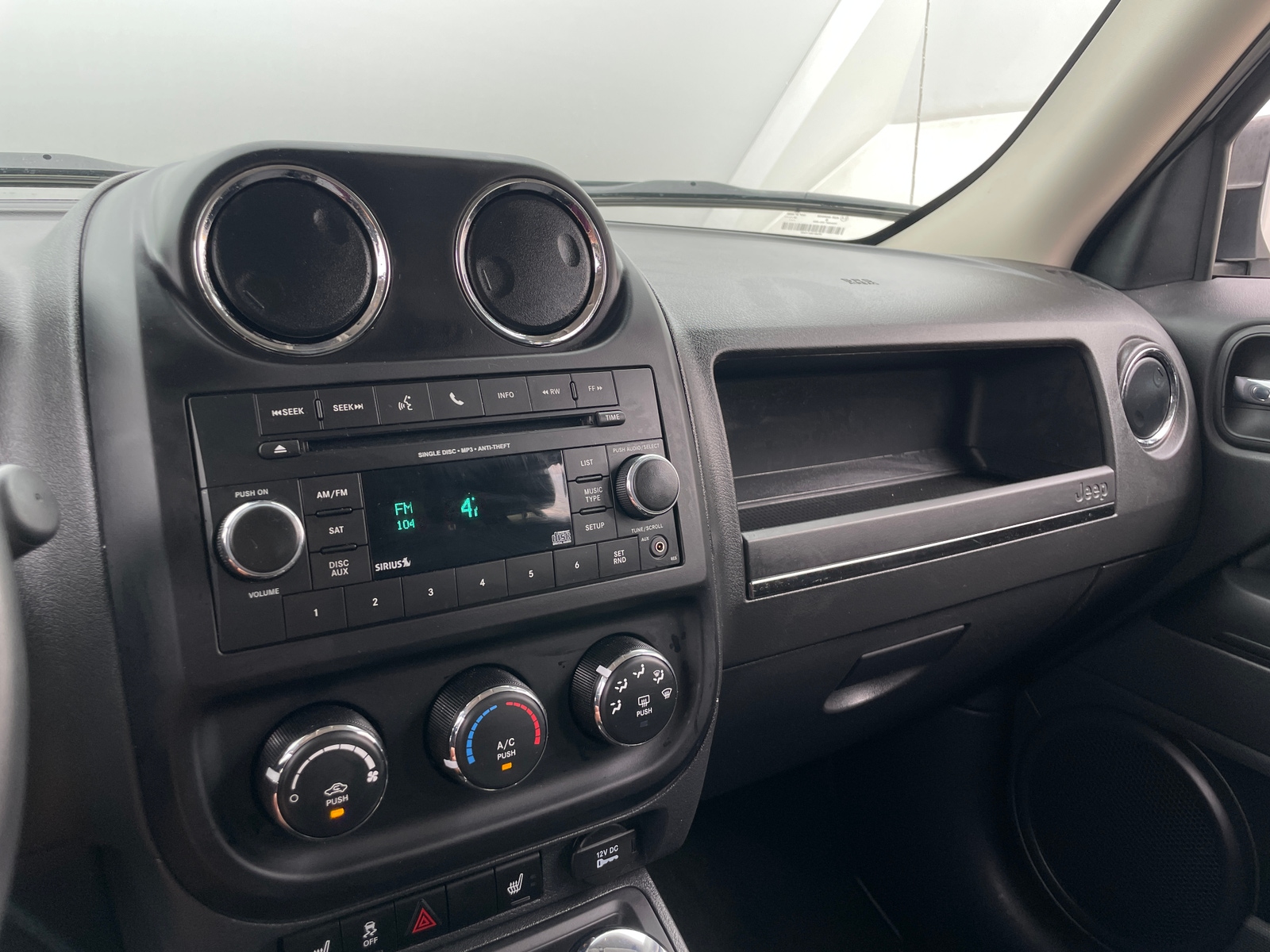 Thumbnail: 2017 Jeep Patriot - 4