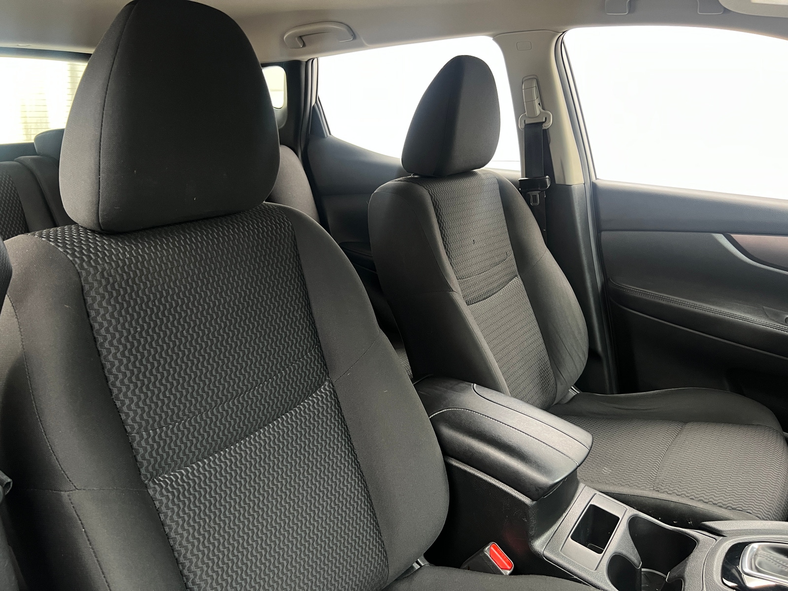 Thumbnail: 2018 Nissan Rogue Sport - 2